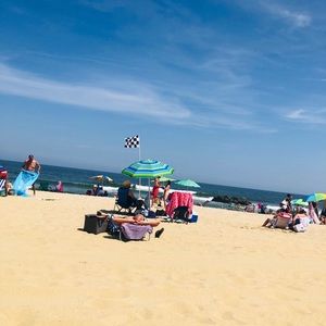 Meet your Posher, Erjon